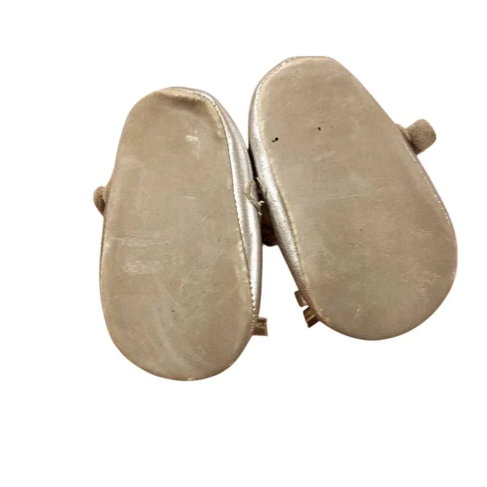 Gymboree silver mary janes 1